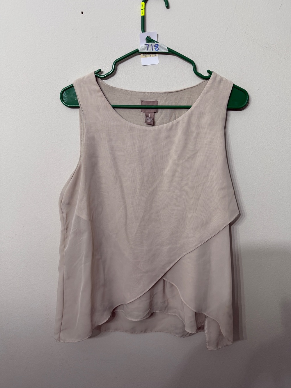 Women’s Chico’s Size 1 Medium Beige Layered Chiffon Sleeveless Blouse